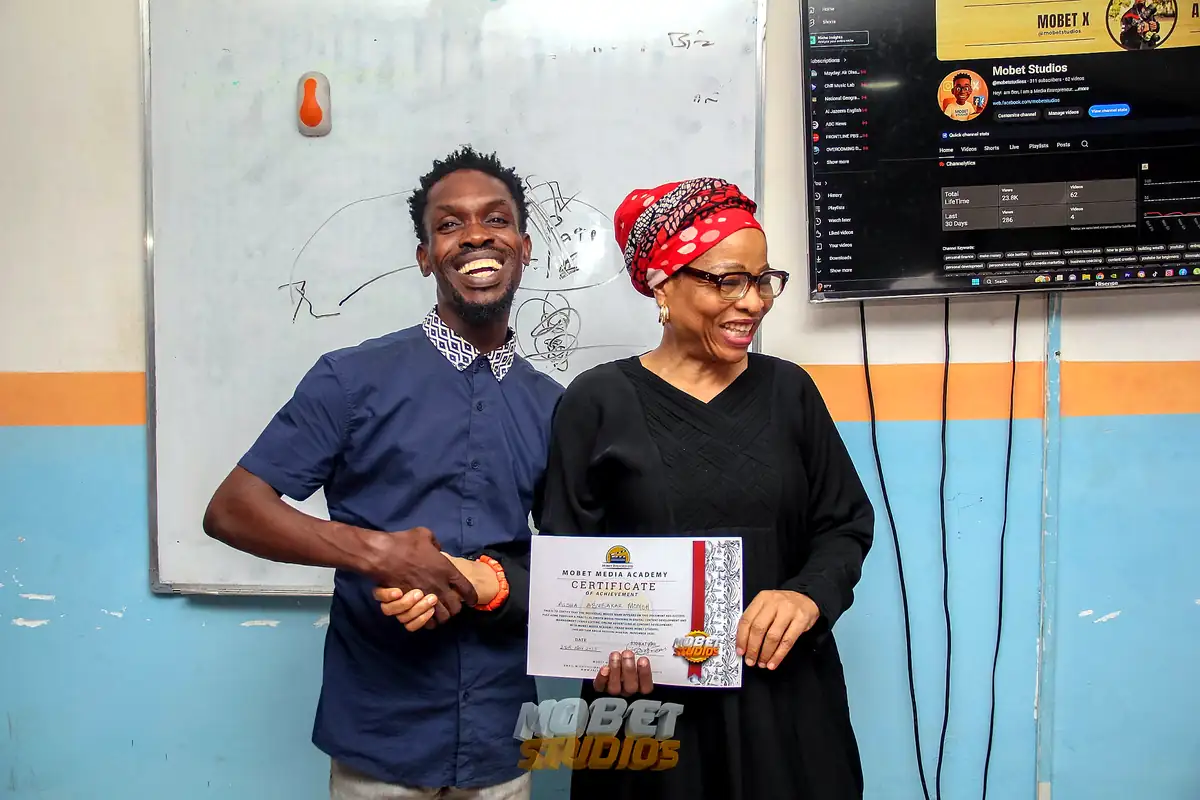 Mobet Media Academy training gallery