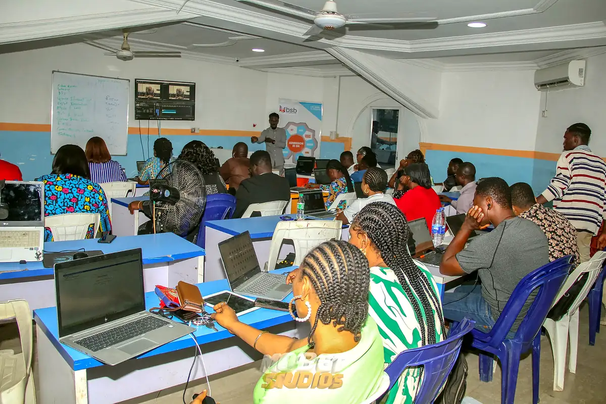 Mobet Media Academy training gallery